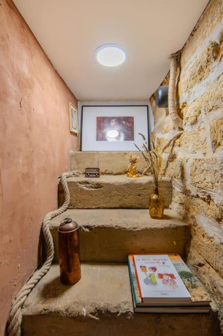 מונפלייה La Suite Eximia Avec Patio - Parking Souterrain Inclus - Centre Historique מראה חיצוני תמונה