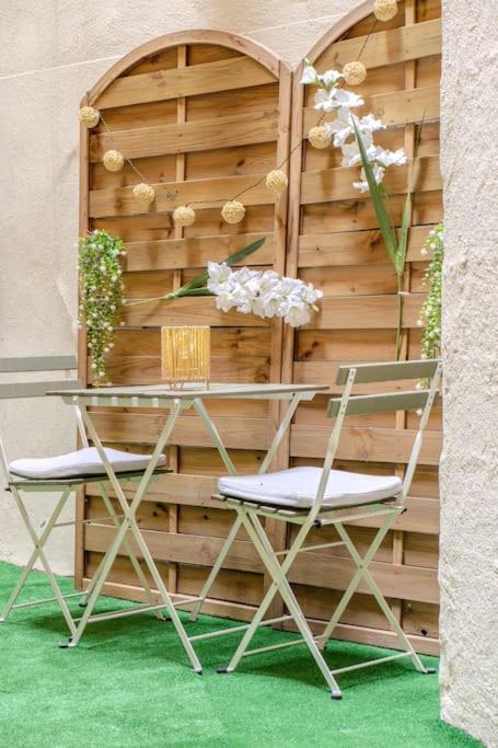 מונפלייה La Suite Eximia Avec Patio - Parking Souterrain Inclus - Centre Historique מראה חיצוני תמונה